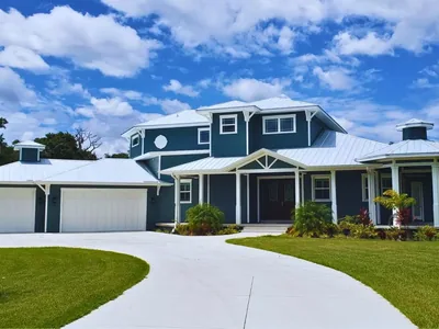 Door Replacement & Installation — Southern Garage Doors Inc.